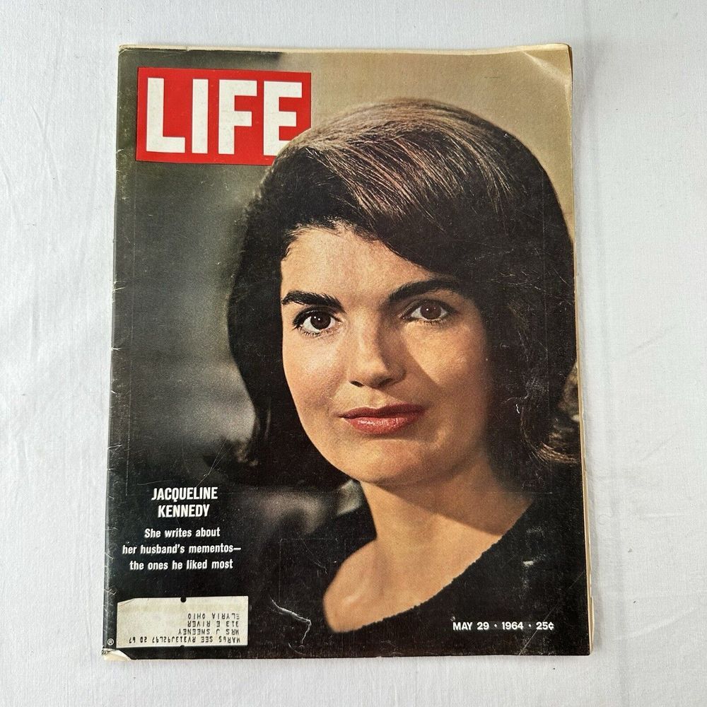 Life Magazine May 29, 1964 Jacqueline Kennedy,  vintage ads Pall Mall JFK Death